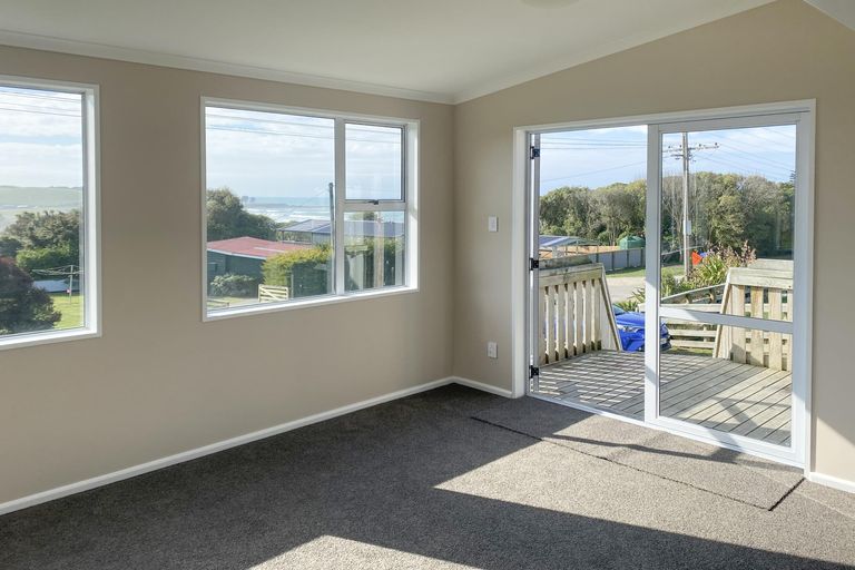 Photo of property in 15 Semple Street, Kakanui, Oamaru, 9495