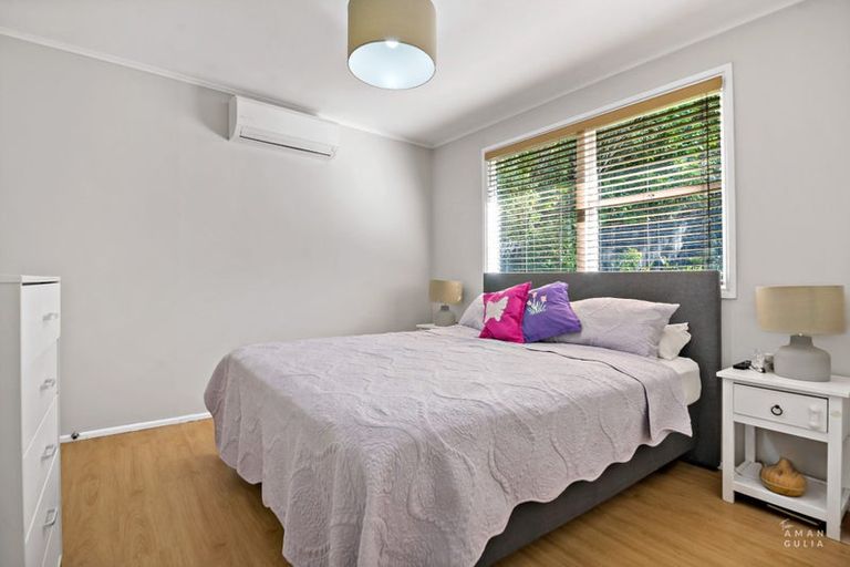 Photo of property in 186 Old Titirangi Road, Titirangi, Auckland, 0604