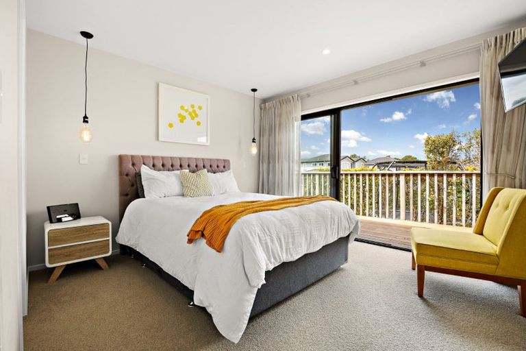 Photo of property in 60 Matua Road, Huapai, Kumeu, 0810