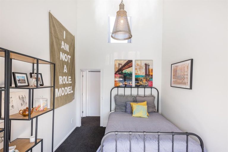 Photo of property in 47 Rangitane Street, Palmerston North, 4414