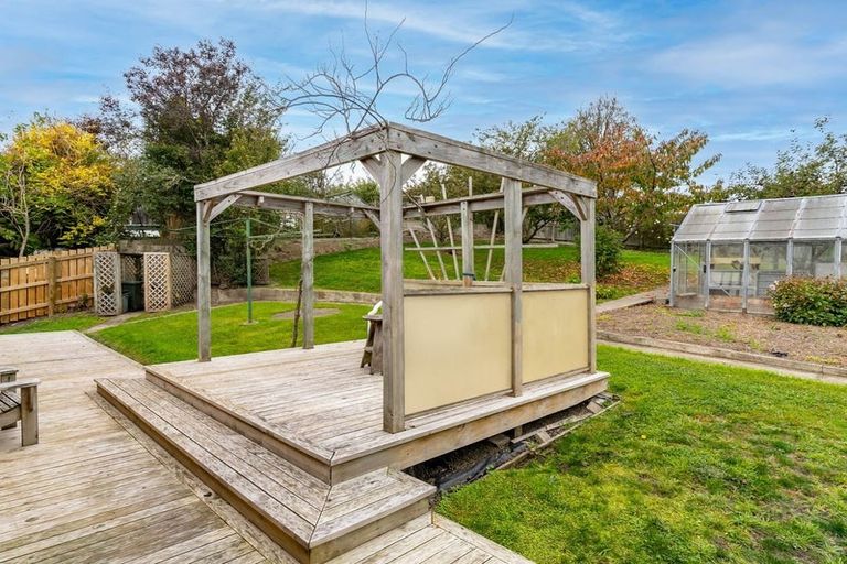 Photo of property in 14 Brough Street, Palmerston, 9430