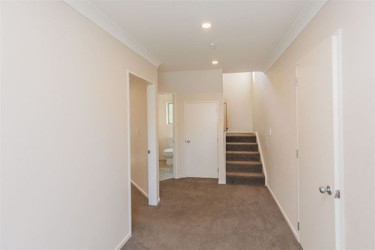 Photo of property in 14 Gifford Grove, Churton Park, Wellington, 6037