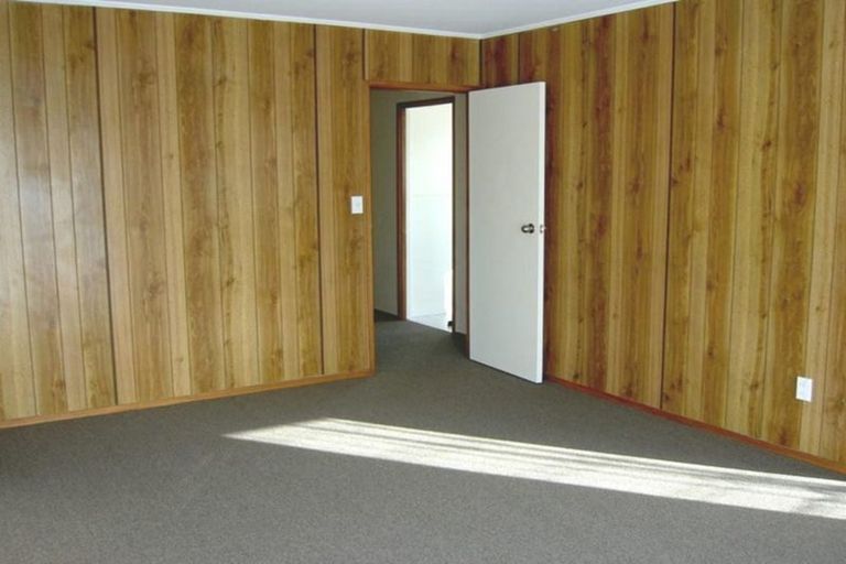 Photo of property in 4 Sabot Place, Massey, Auckland, 0614