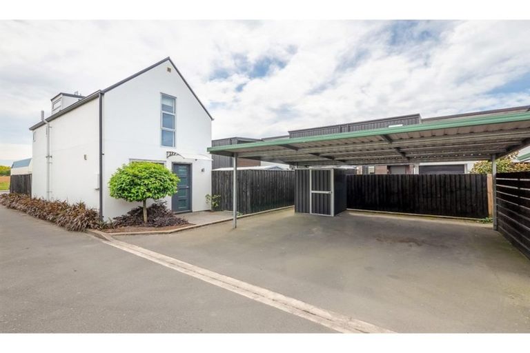 Photo of property in 130 Sherborne Street, St Albans, Christchurch, 8014
