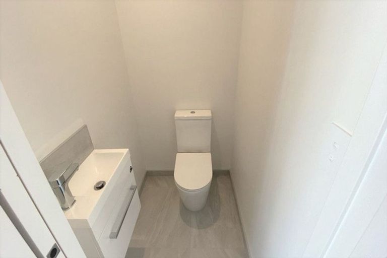 Photo of property in 1/55 Mathesons Road, Phillipstown, Christchurch, 8011