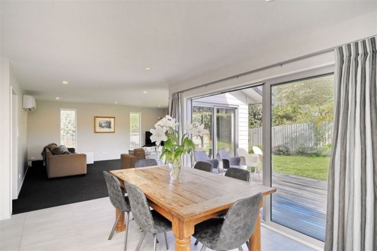 Photo of property in 14a Colenso Street, Sumner, Christchurch, 8081