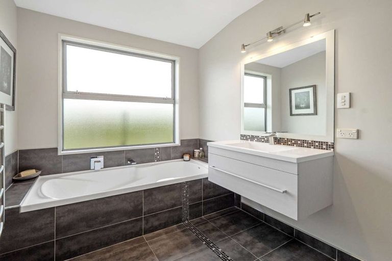 Photo of property in 292 Seafield Road, Elgin, Ashburton, 7772