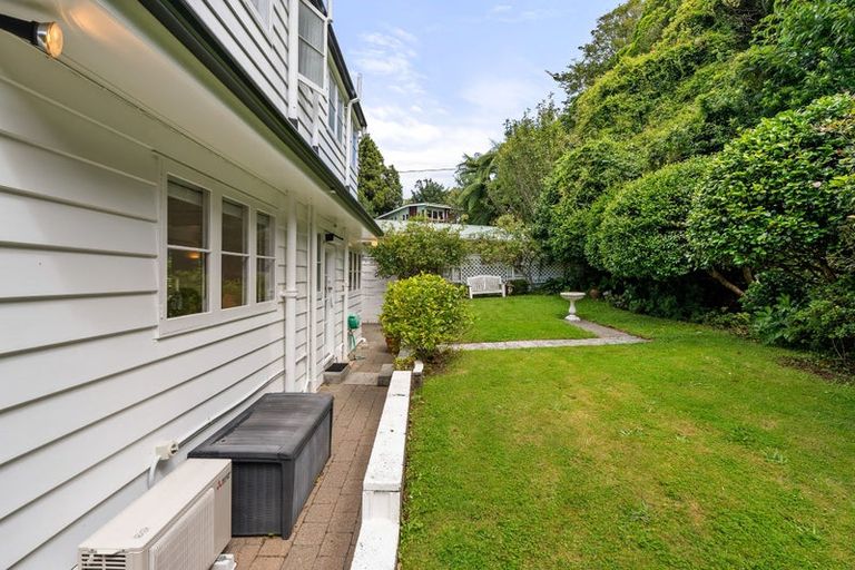 Photo of property in 5 Khouri Avenue, Karori, Wellington, 6012