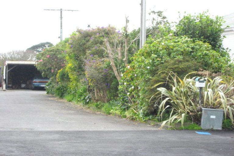 Photo of property in 299b Carrington Street, Vogeltown, New Plymouth, 4310