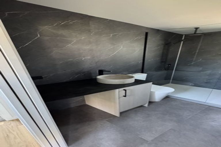 Photo of property in 138-142 Tenby Street, Wanaka, 9305