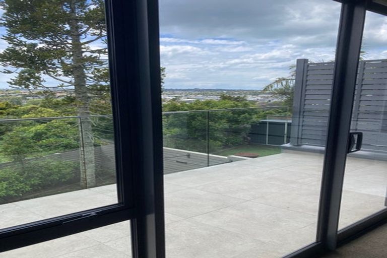 Photo of property in 108b Coronation Road, Hillcrest, Auckland, 0627