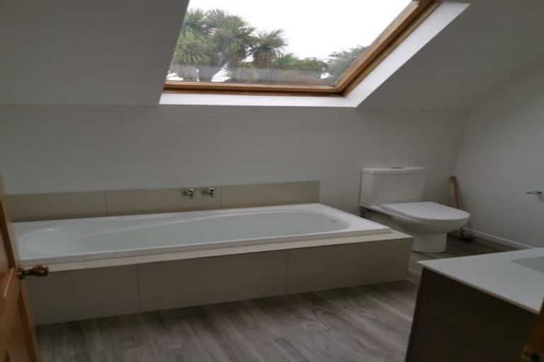 Photo of property in 2/53 Hamilton Avenue, Ilam, Christchurch, 8041