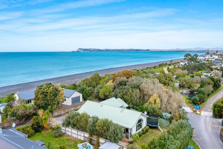 Photo of property in 14 Gill Road, Bay View, Napier, 4104