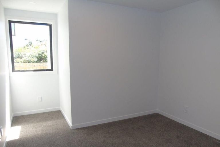 Photo of property in 9/23 Middleton Road, Johnsonville, Wellington, 6037