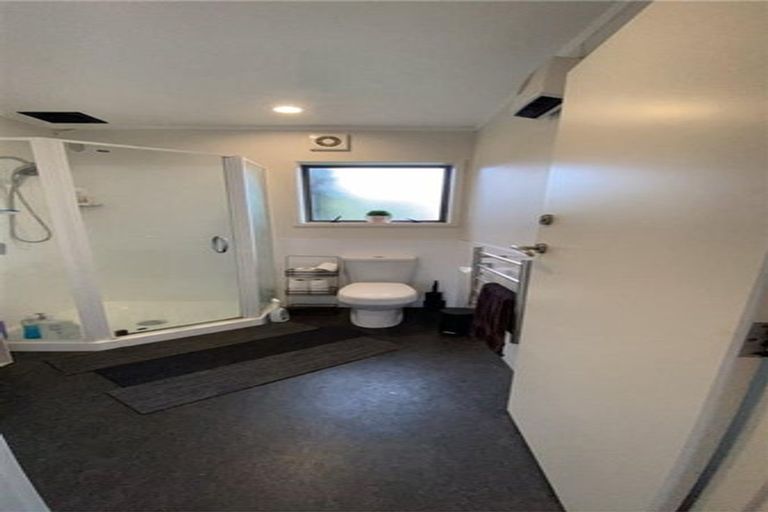 Photo of property in 859 Beach Road, Waiake, Auckland, 0630