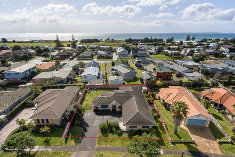 Photo of property in 73 Santa Monica Drive, Papamoa Beach, Papamoa, 3118
