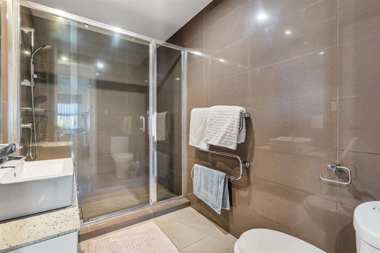 Photo of property in 23 Saint Maroun Rise, The Gardens, Auckland, 2105