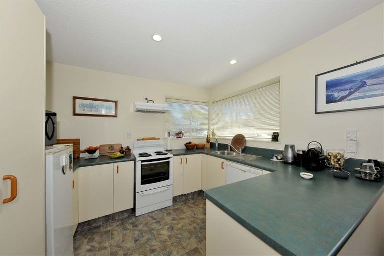 Photo of property in 14 Wrights Road, Addington, Christchurch, 8024