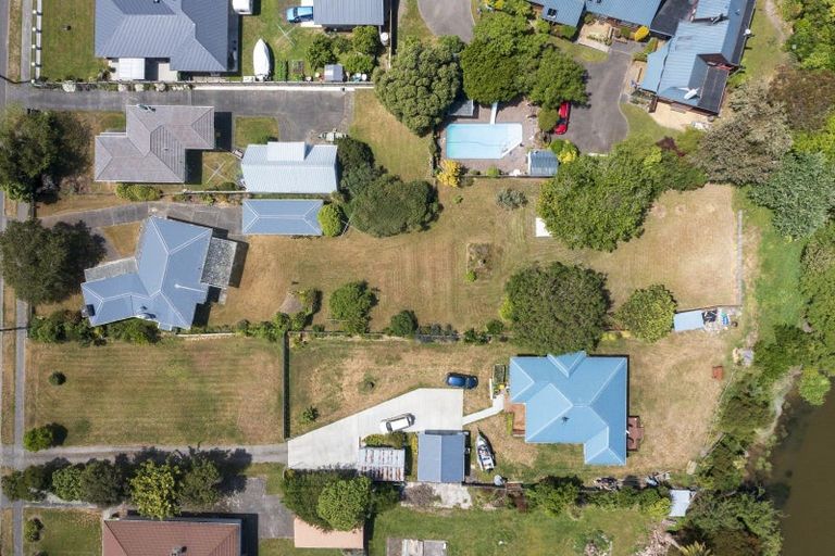 Photo of property in 33 Ladys Mile, Foxton, 4814