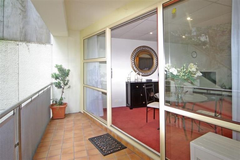 Photo of property in Sirocco Apartments, 302/8 Church Street, Wellington Central, Wellington, 6011