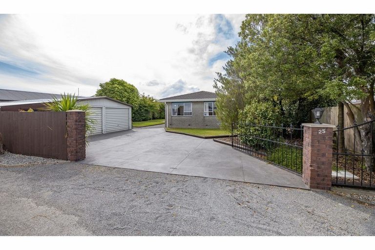 Photo of property in 25 Meon Street, Aranui, Christchurch, 8061