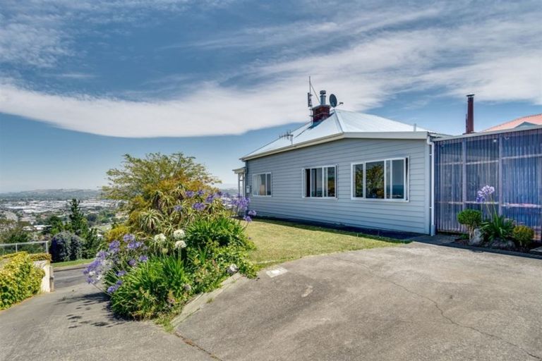 Photo of property in 11 Havelock Road, Hospital Hill, Napier, 4110