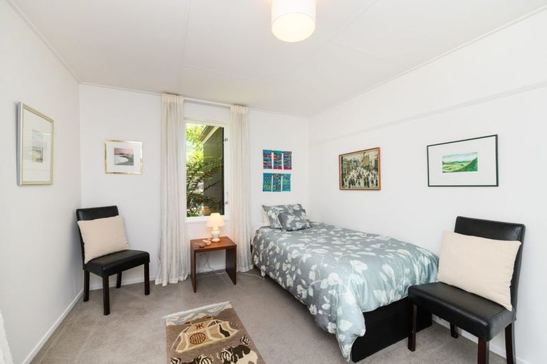 Photo of property in 26 Manapouri Crescent, Hokowhitu, Palmerston North, 4410