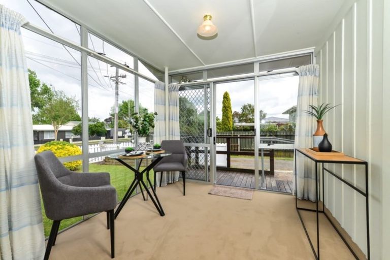 Photo of property in 1/2 Herbert Road, Queenwood, Hamilton, 3210