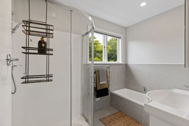 Photo of property in 6 Riverlaw Terrace, Saint Martins, Christchurch, 8022