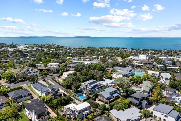 Photo of property in 21a Castor Bay Road, Castor Bay, Auckland, 0620