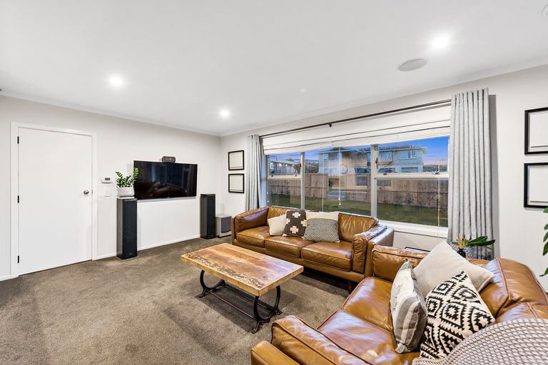 Photo of property in 36 Acacia Crescent, Glenview, Hamilton, 3206