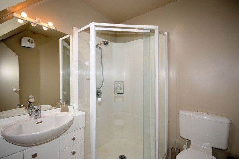 Photo of property in 4/15 Ayr Street, Riccarton, Christchurch, 8011