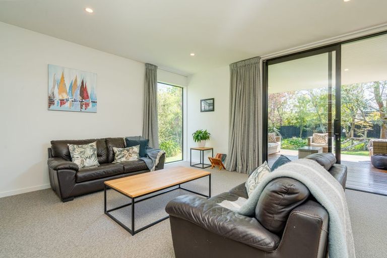 Photo of property in 29 Weston Road, St Albans, Christchurch, 8052