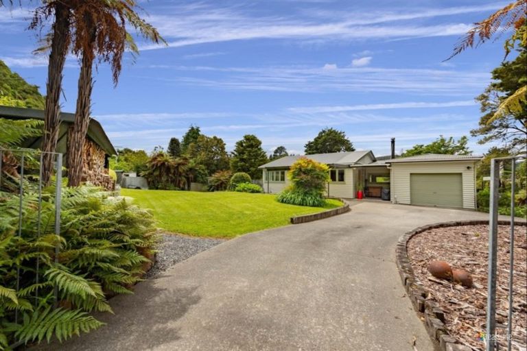 Photo of property in 4 Bridge Road, Birchville, Upper Hutt, 5018