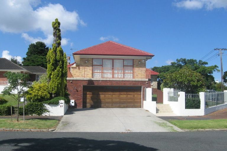 Photo of property in 27 Carnarvon Avenue, Glendowie, Auckland, 1071