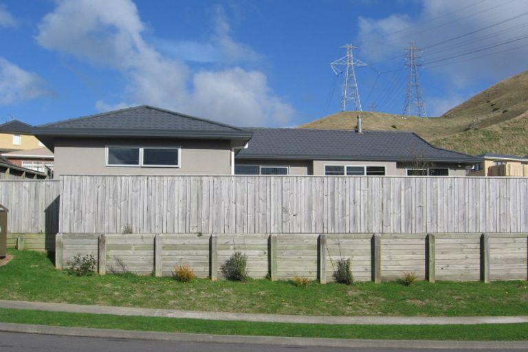 Photo of property in 71 Waverton Terrace, Churton Park, Wellington, 6037