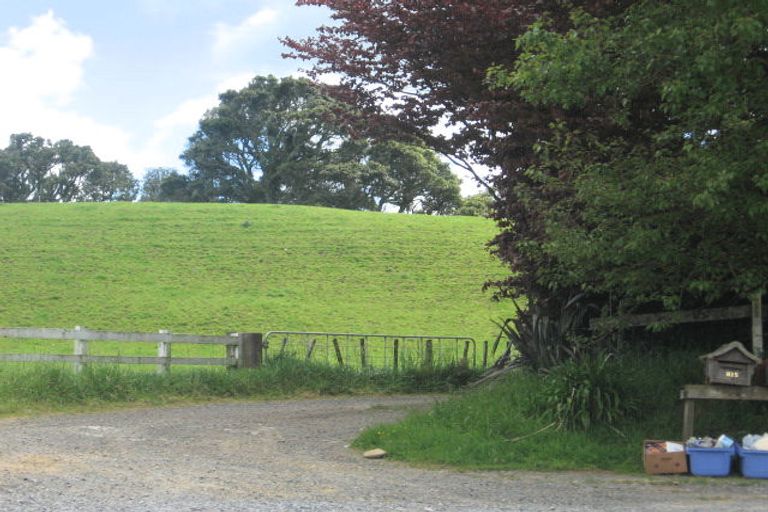 Photo of property in 570 Fencourt Road, Cambridge, 3493