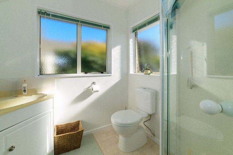 Photo of property in 54 Huia Street, Waikanae, 5036