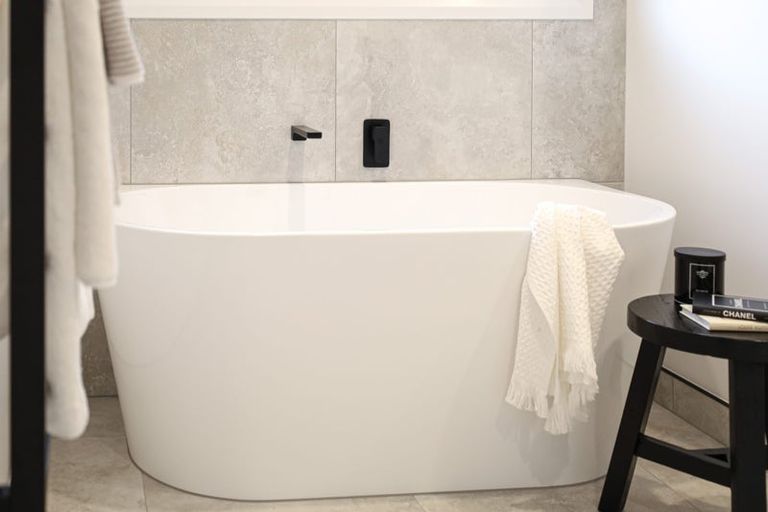 Photo of property in 108 Freedom Drive, Kelvin Grove, Palmerston North, 4470