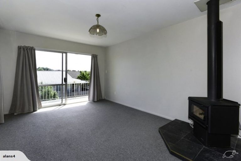 Photo of property in 2/33 Northfield Road, Casebrook, Christchurch, 8051