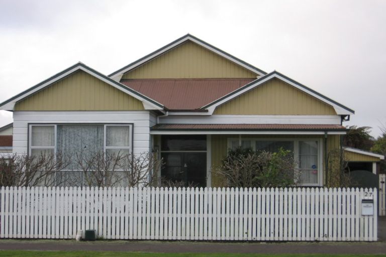 Photo of property in 27 Waldegrave Street, Palmerston North, 4410