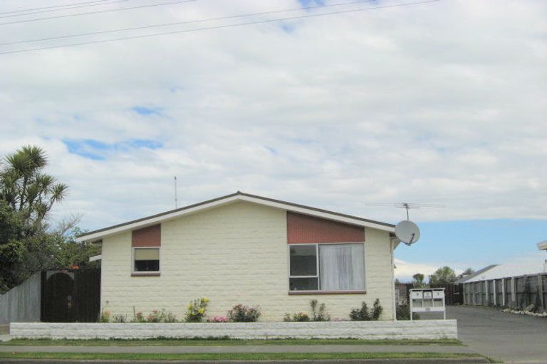 Photo of property in 29 Gladstone Road, Woodend, 7610