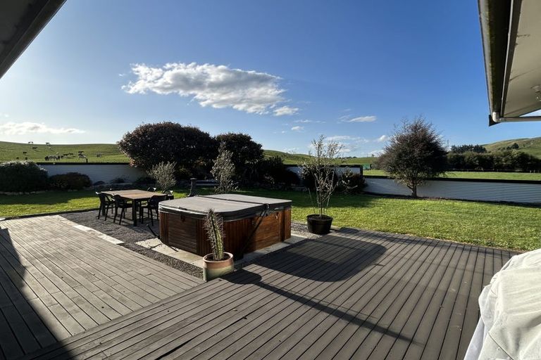 Photo of property in 704 Taihape Road, Pukehamoamoa, Hastings, 4179