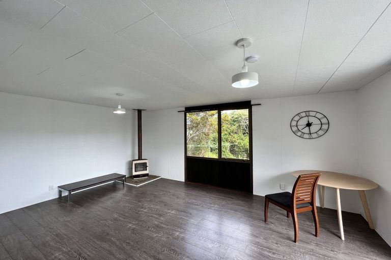 Photo of property in 1/520 Beach Road, Murrays Bay, Auckland, 0630