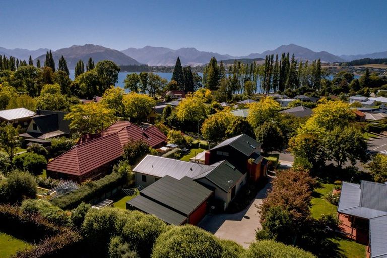 Photo of property in 131 Meadowstone Drive, Wanaka, 9305