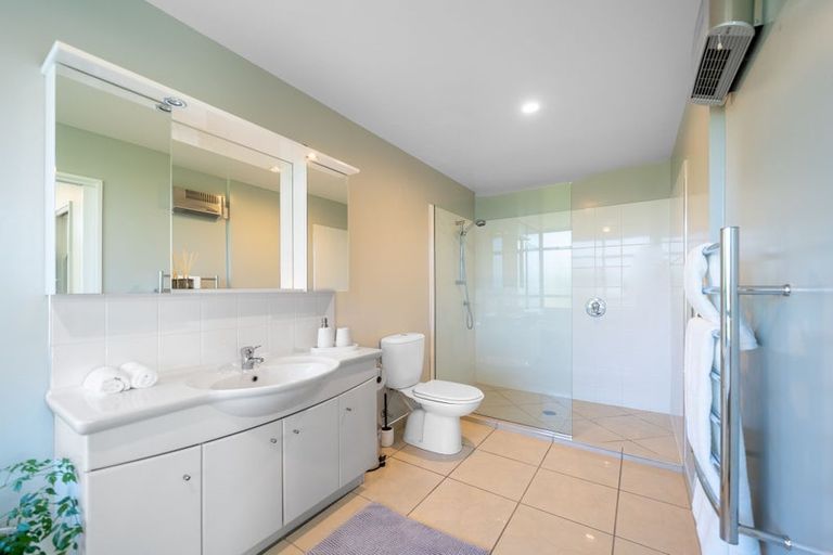 Photo of property in 6 Stoddart Lane, Cashmere, Christchurch, 8022