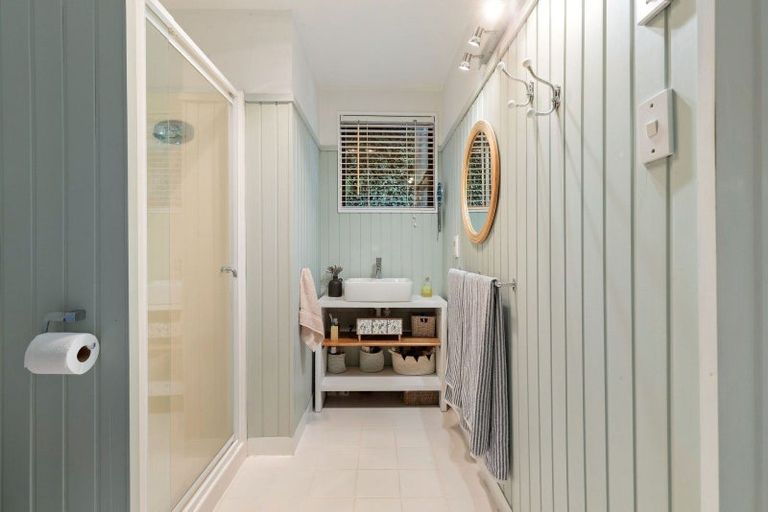 Photo of property in 16 Moonlight Track, Arthurs Point, Queenstown, 9371