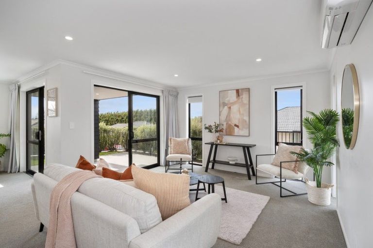 Photo of property in 5 Tangata Way, Omokoroa, 3114