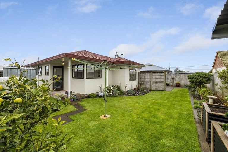 Photo of property in 26b Dixon Avenue, Hawera, 4610