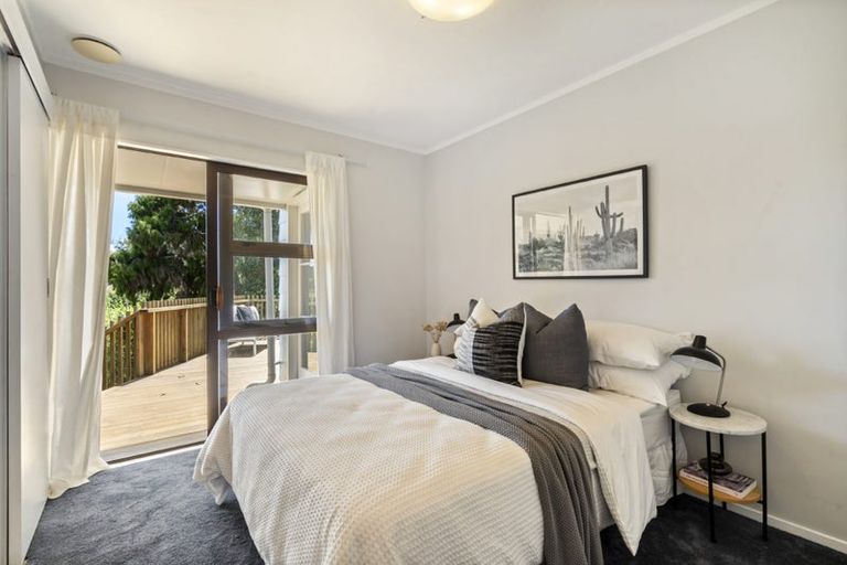 Photo of property in 2/14 Charles Street, Hauraki, Auckland, 0622